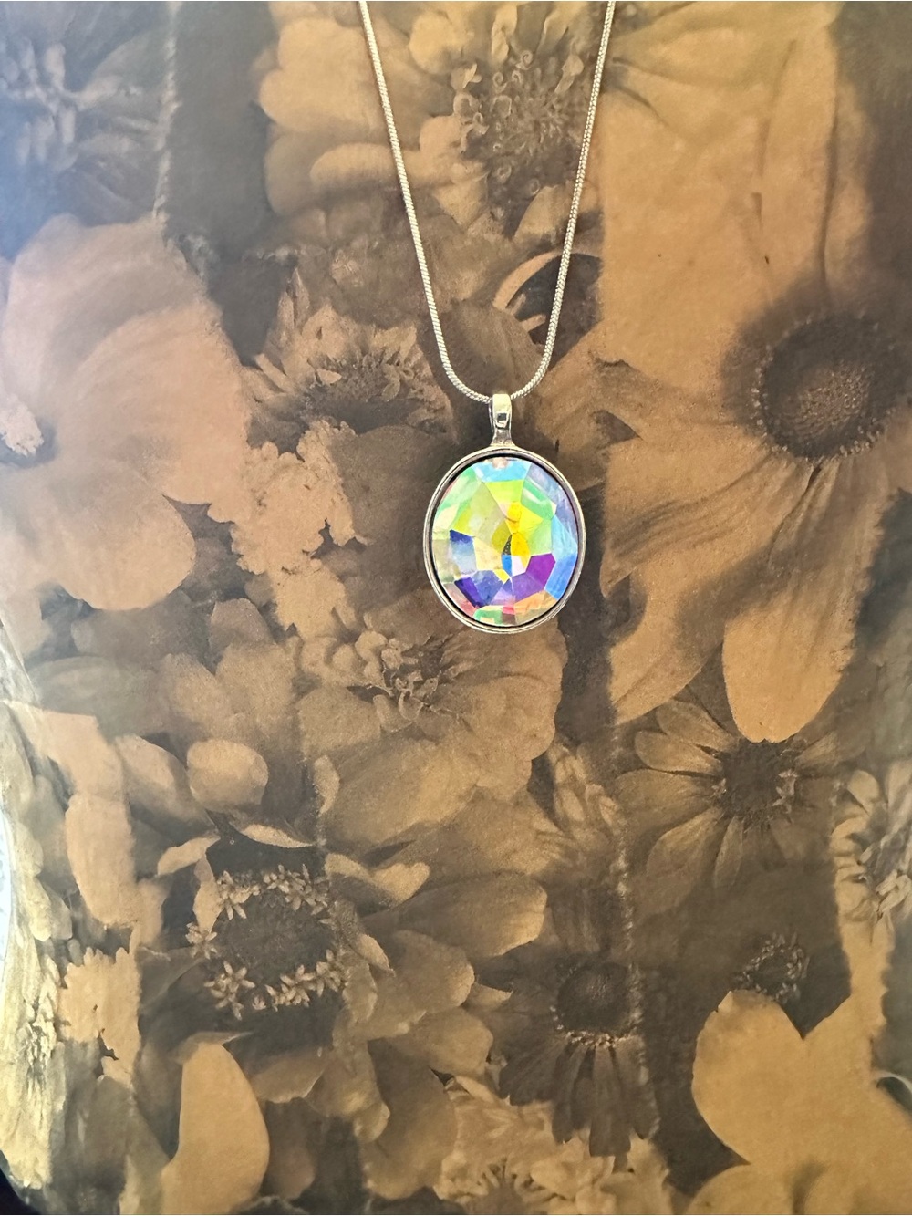 Source Unknown Iridescent Oval Pendant Necklace - Silver Tone